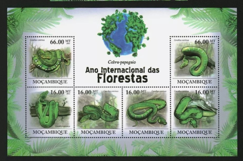 Mozambique 2011 Snake Parrot Cobra M/S MNH